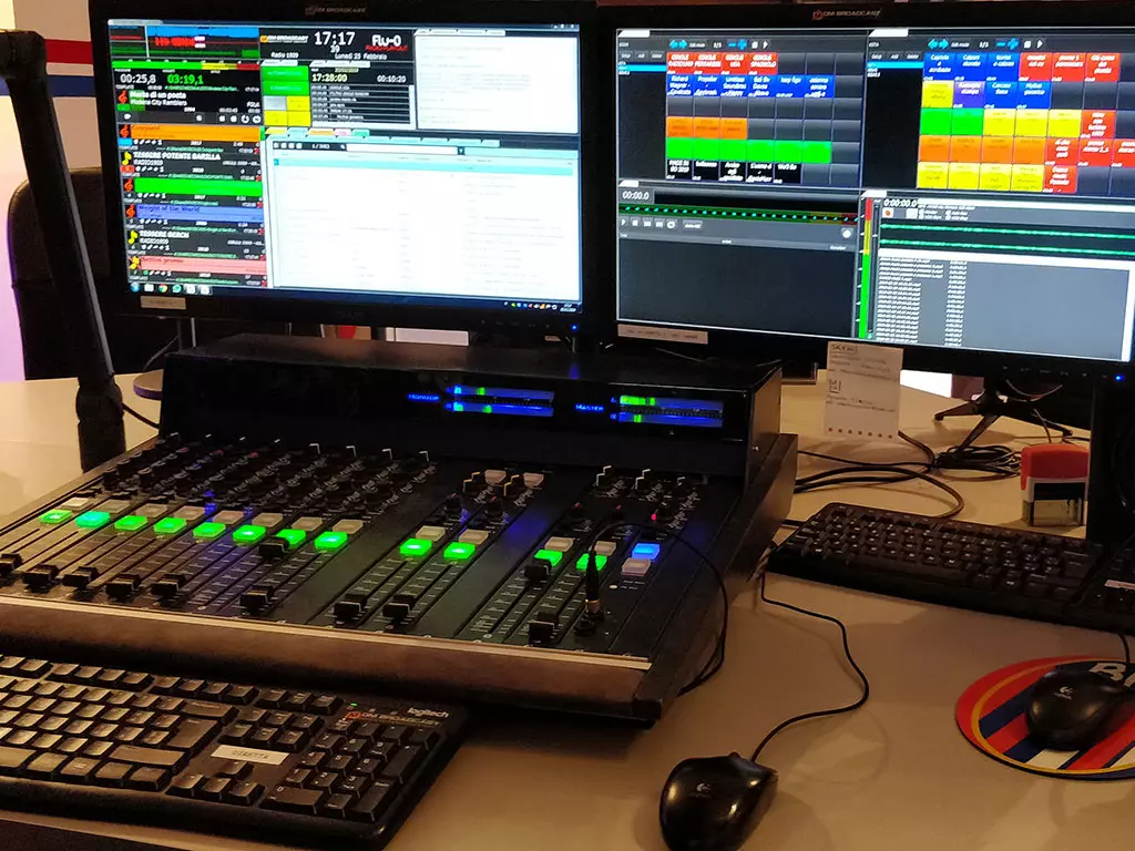 exclusiva a radio