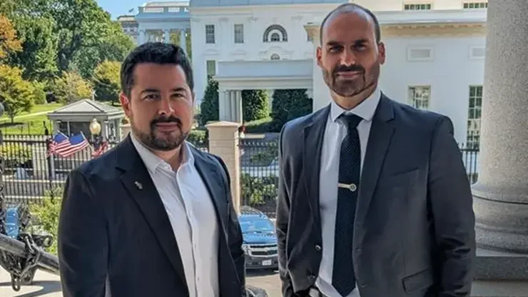 PGR denuncia Eduardo Bolsonaro e Paulo Figueiredo por coação em processo judicial