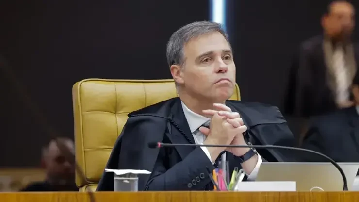 Mendonça limita acesso da CPMI ao celular de Vorcaro após envio de conteúdo íntimo