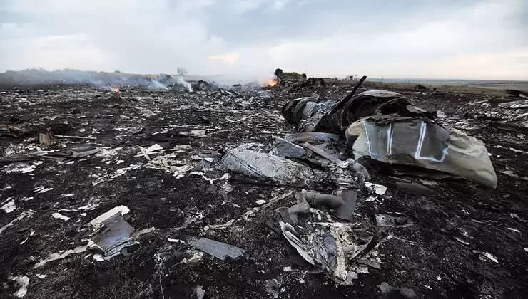 Ucrânia destrói 41 aviões de guerra da Rússia em ataque