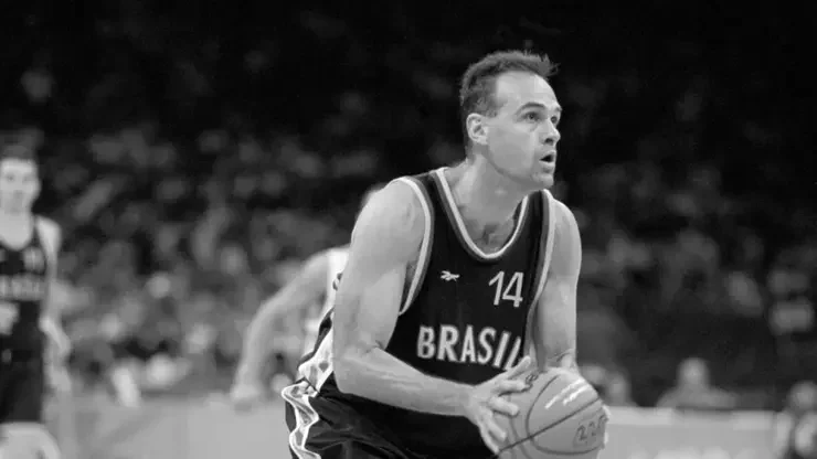 Morre Oscar Schmidt, a Eterna Lenda do Basquete