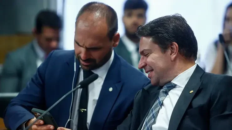 Mesa Diretora da Câmara cassa Eduardo Bolsonaro e Alexandre Ramagem