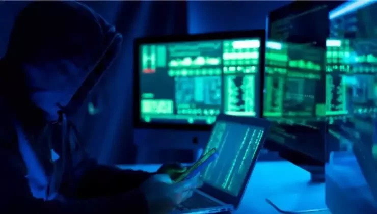 Maior vazamento expõe 16 bilhões de senhas de Apple, Google, Facebook e outros serviços