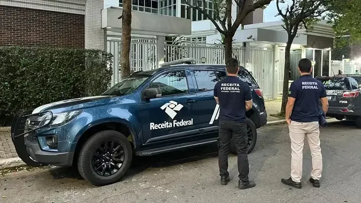 PCC usou rede de postos, motéis e empresas de fachada para lavar mais de R$ 1 bilhão, diz Receita