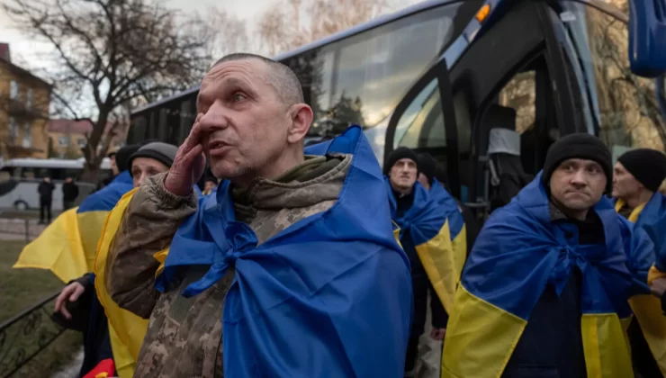 Rússia e Ucrânia trocam prisioneiros de guerra